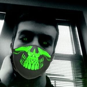 Meet your Posher, Seth